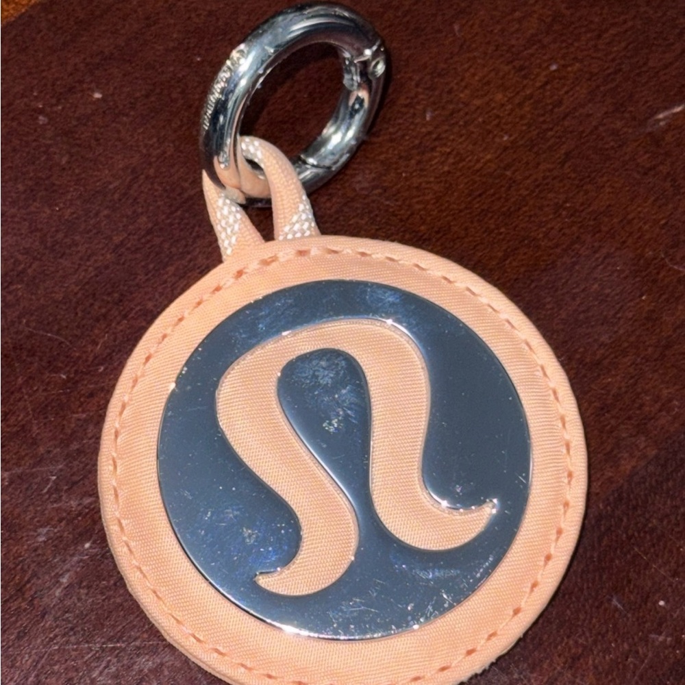 Lululemon mirror keychain